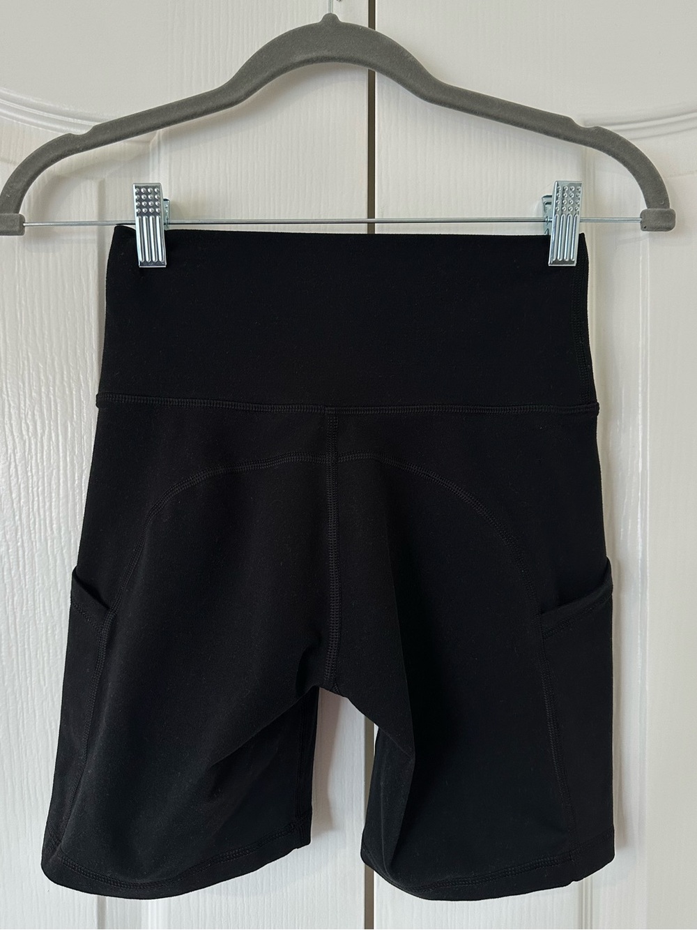 aerie bike shorts small